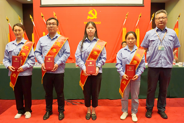 291656500005113733.png 優(yōu)秀通訊員 網(wǎng)站.png